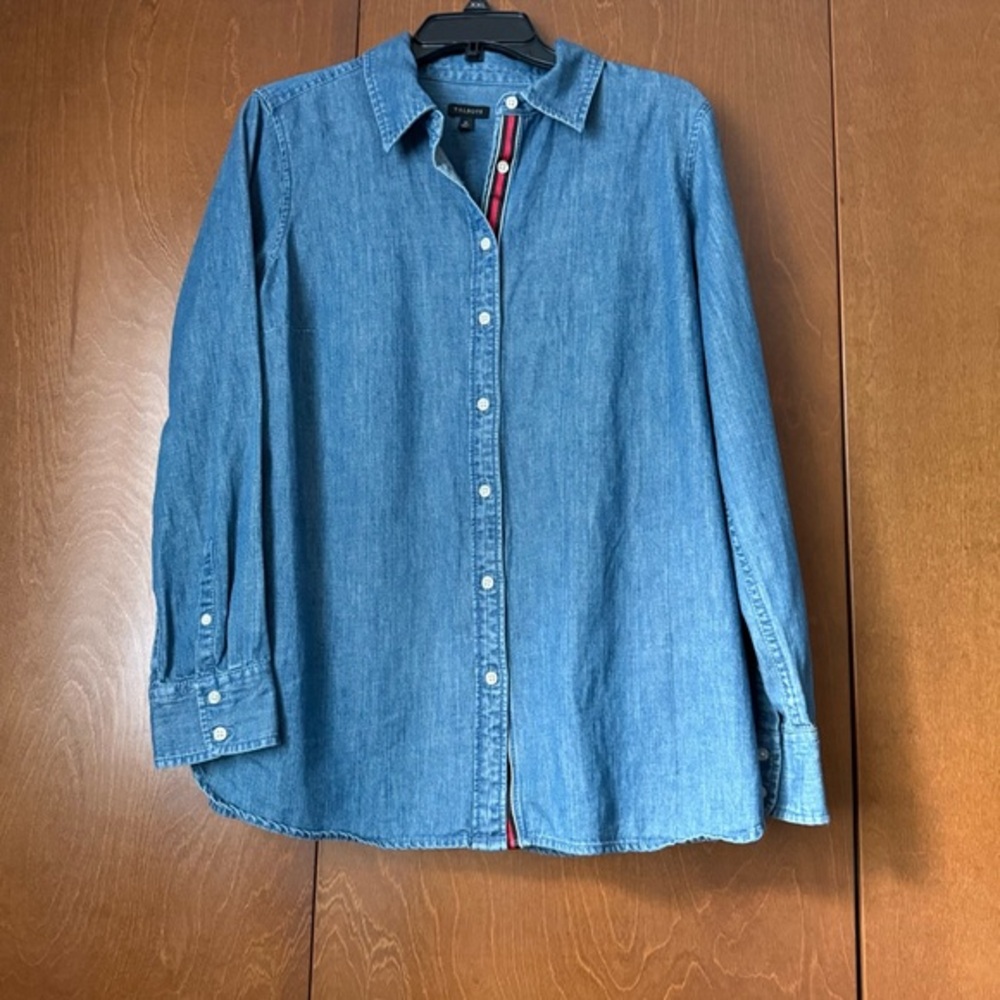 Talbots Ribbon Trimmed Placket Blue Jean Casual Button Down Shirt EUC Sz Med